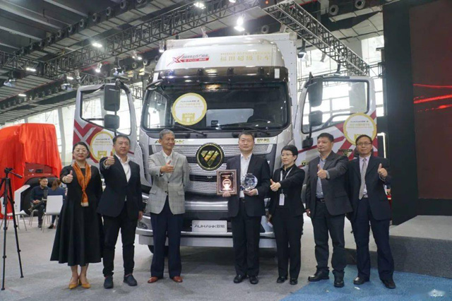 ��ϯ�C��(ji��ng)��Y���e��Ӱ