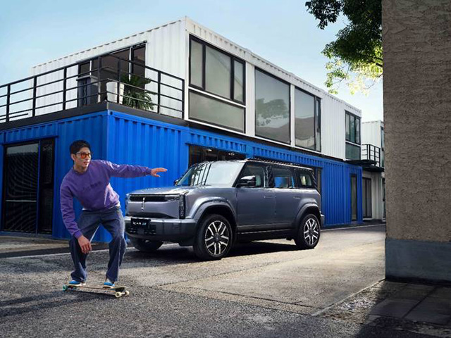 �A(y��)��12.98�fԪ�𣬴��d����늄����(q��)������iCAR 03ֵ���ڴ�����